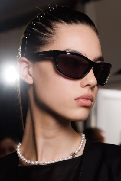Look 24